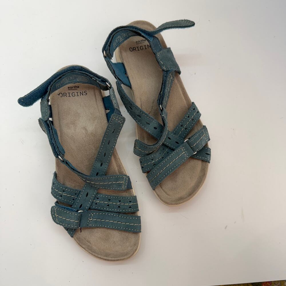 Earth Origins Samsin Strappy Flat Sandals 7